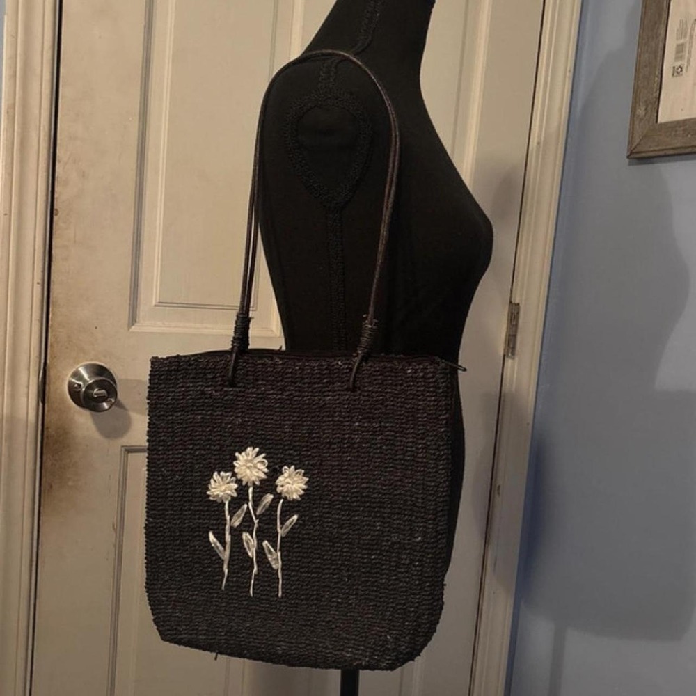 Tweed Flower Shoulder Bag Neutral